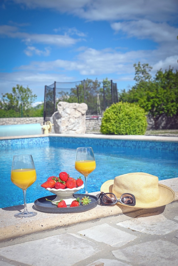Villa Silentio with heated pool is located in the middle of the beauty of nature