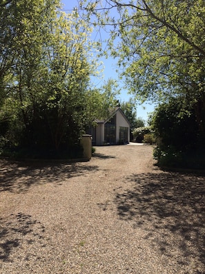 Driveway to house 