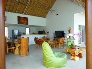 4 Bedroom Villa near Karma Kandara beach