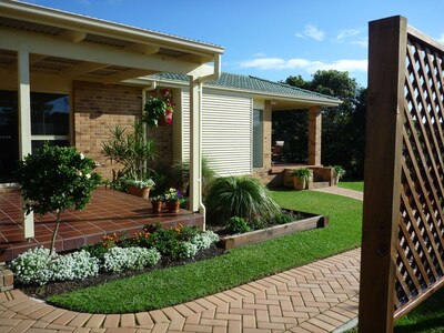 Wallabi Point Accommodation Near the Beach