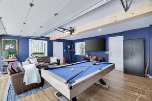 Gameroom with 75" Smart TV, Surround Sound, Pool Table, Board Games