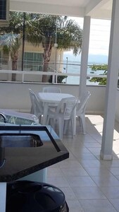 Apartamento em Canto Grande acesso à praia em 20 metros (ao lado do Mariscal)