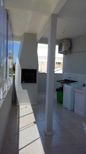 Apartamento em Canto Grande acesso à praia em 20 metros (ao lado do Mariscal)