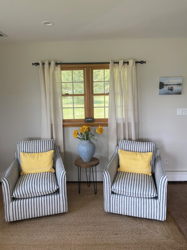 Sitting Area