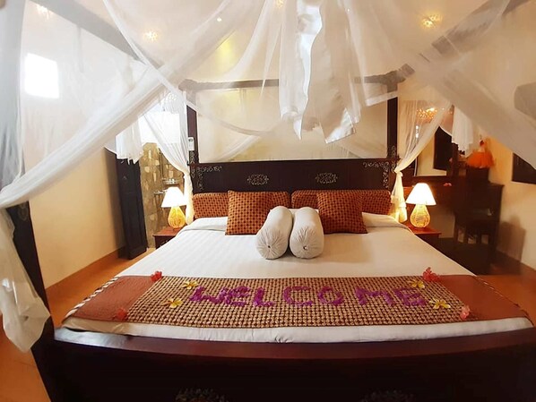 bedroom 1,  king size bed
