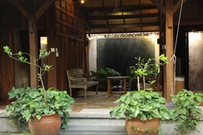 Common room to share with your next door neighbor