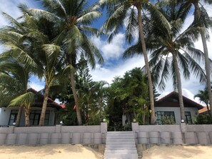 Baan Anuntanaruk 1 Bedroom Beach front B