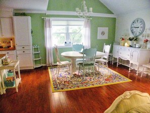 Dining room table.  Seats 6.  Extra seating for 3 at kitchen island.