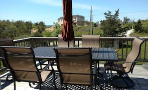 Two sliders to large deck