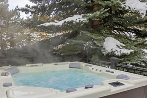 Private Hot Tub
