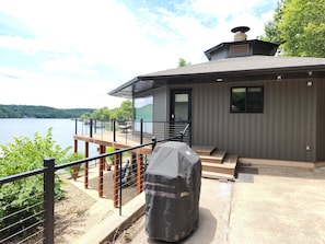 View of Octagon House from Driveway