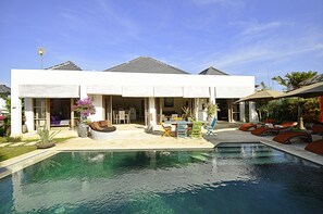 Modern Balinese 3 Bedroom villa, Ungasan