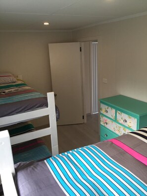 Bedroom with 4 single beds