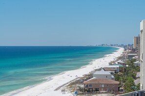 You can see all the way to Destin from this unit