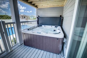 Bain à remous intérieur