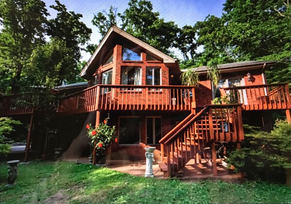 Beautiful home on 10 acres of forest.