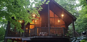 Experience the feeling of staying in The Great Smoky Mountains National Park!