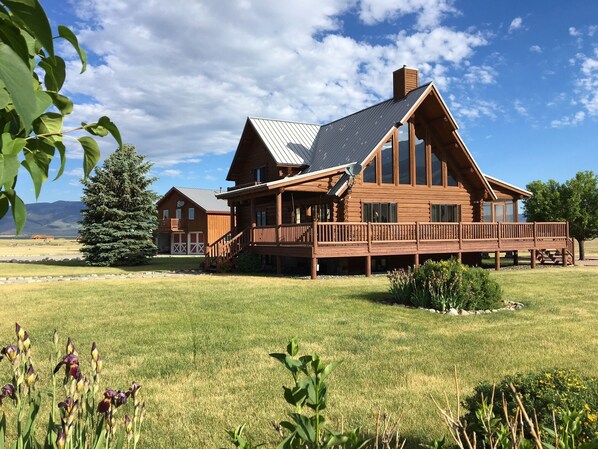 Main Log Home & Bunkhouse