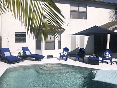 HEATED Pool Home & SPA in Viera-w/Private Movie Theater!Your Home Away from Home