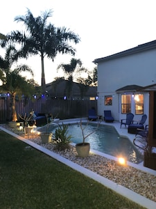 HEATED Pool Home & SPA in Viera-w/Private Movie Theater!Your Home Away from Home