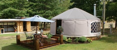 "Owls Rest" - Couples' Glamping Retreat