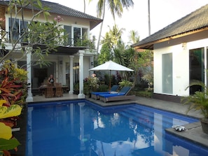  Private 2 bedroom villa with large pool