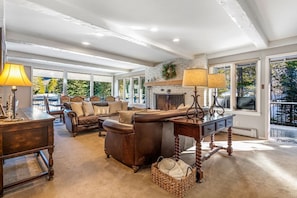 Spacious and bright
