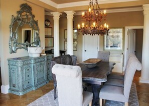 Main dining area with buffet 