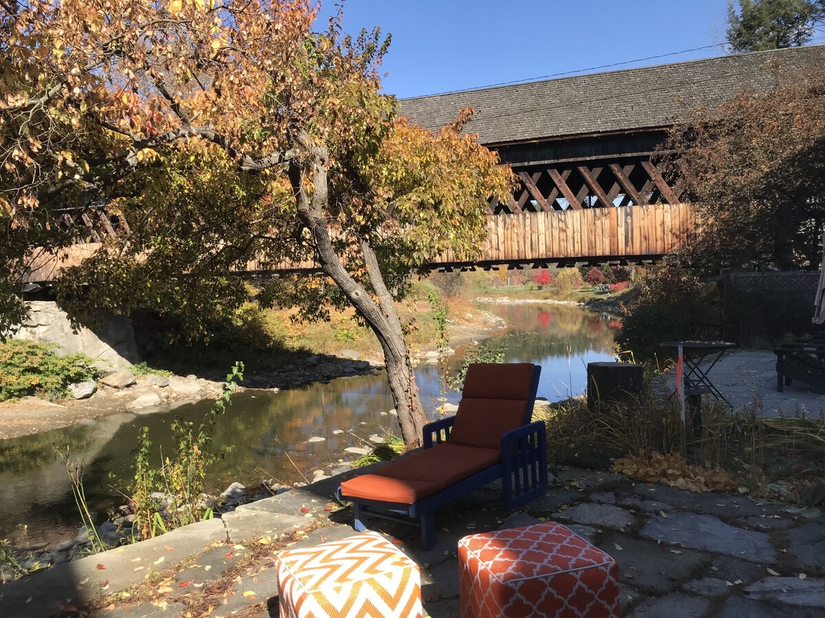 Woodstock Village Green Location, Walk Everywhere, River Patio, Covered Bridge