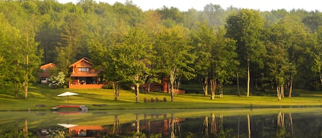 A peaceful morning on the lake