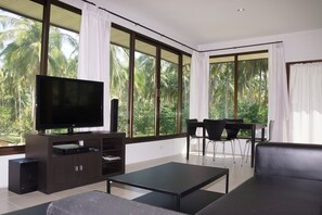 Twin Villas apartment with swimming pool