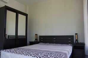 Twin Villas apartment with swimming pool