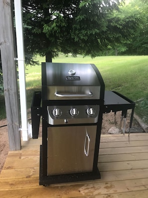 New grill with propane 