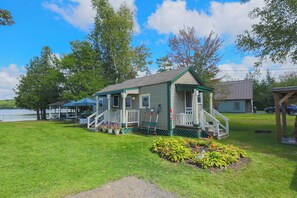 Cozy Cottage exterior- just steps from the water!