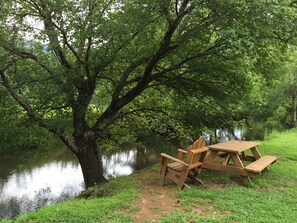 Hiawassee River w/ several picnic areas for your use and enjoyment