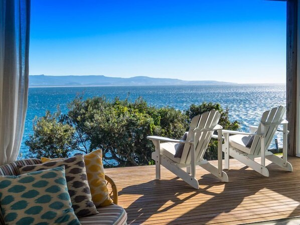 Spectacular 180 degree Ocean and Beach Views 