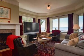 Living room overlooking view