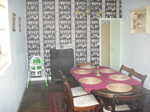 Dining Room equipped with hostess trolley & high chair & CD stereo