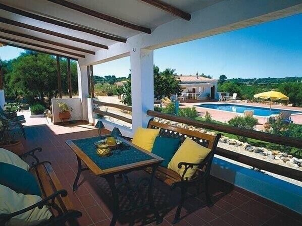 Quinta Aroeira - Guest House