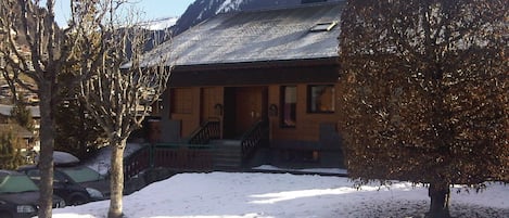 Front of Chalet 