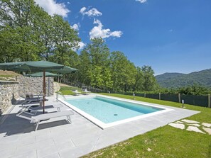 Propriété, Piscine, Maison, Immobilier, Biens, Herbe, Domicile, Bâtiment, Loisir, Architecture