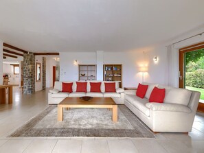 Furniture, Plant, Couch, Comfort, Wood, Table, Building, Interior Design, Living Room, Studio Couch