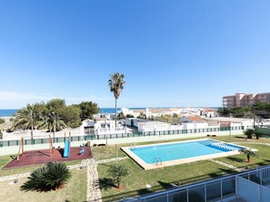 Property, Swimming Pool, Building, Apartment, Resort, Real Estate, Architecture, House, Vacation, Condominium