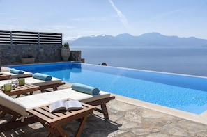Incredible views, looking out across the Mirabello Bay & Agios Nikolaus