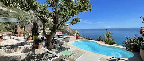 Pool terrace - private with view from Italy to Monaco