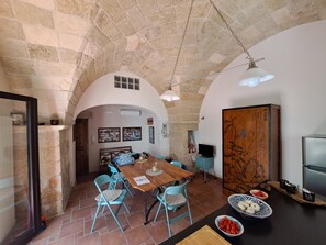 Kitchen diner 
