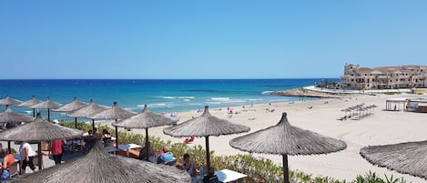 La Zenia beach just 250m from the apartment 🤗