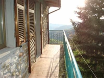 Toscana Encantadora casa - alquiler, capacidad para 4 personas, balcón con magníficas vistas