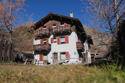 Zimmer-Wohnungen in einer ruhigen und sonnigen Livigno