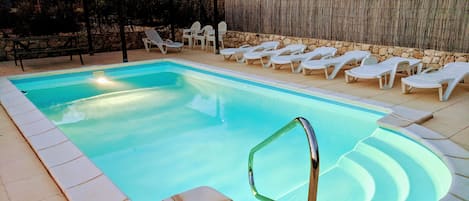8x4 meter private pool